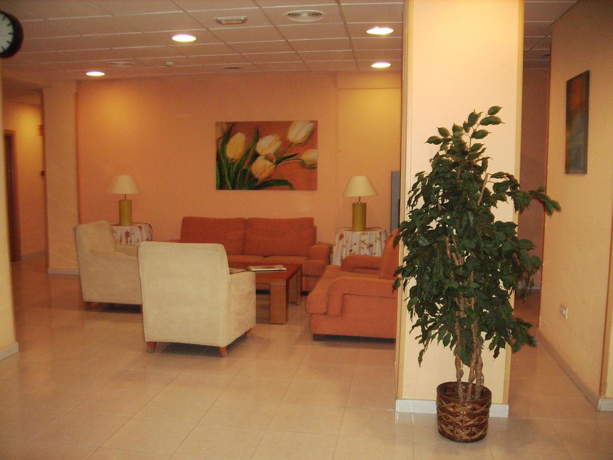 Hostal El Val Alcalá de Henares Eksteriør bilde